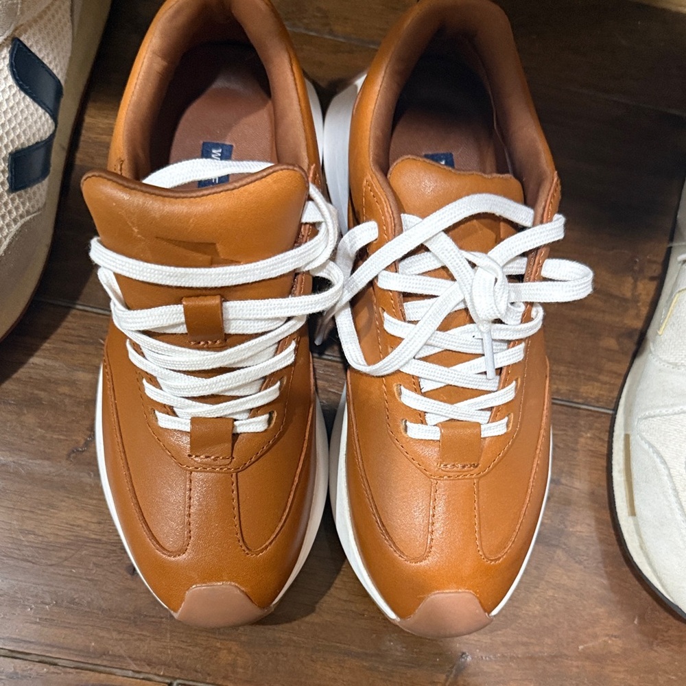 Women's Tan Leather Sneakers